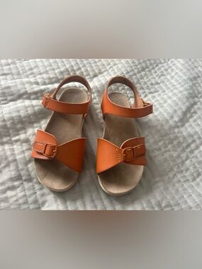 Toddler Girls Tan Leather Buckle Sandals